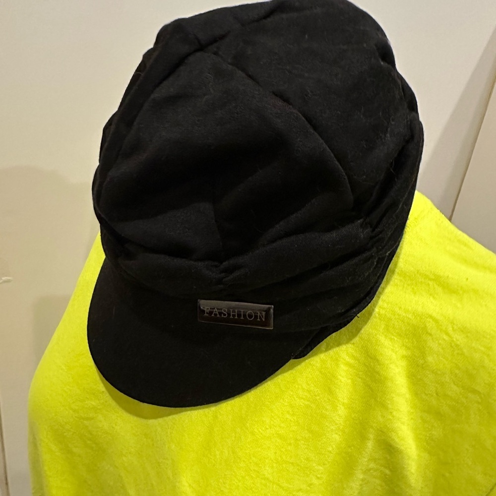 Black Fashion Cap